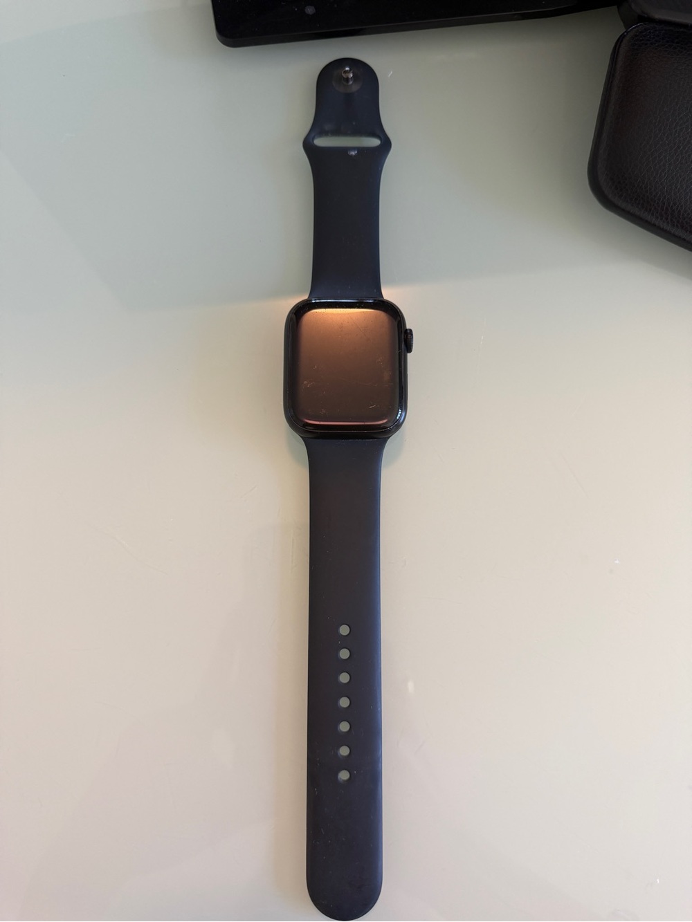 Apple Watch Series 7 45mm in Midnight Black - Sleek Smartwatch